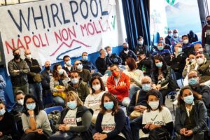 Whirlpool, stop ai licenziamenti: c’è un nuovo piano per un hub in via Argine Whirlpool, stop ai licenziamenti: c’è un nuovo piano per un hub in via Argine