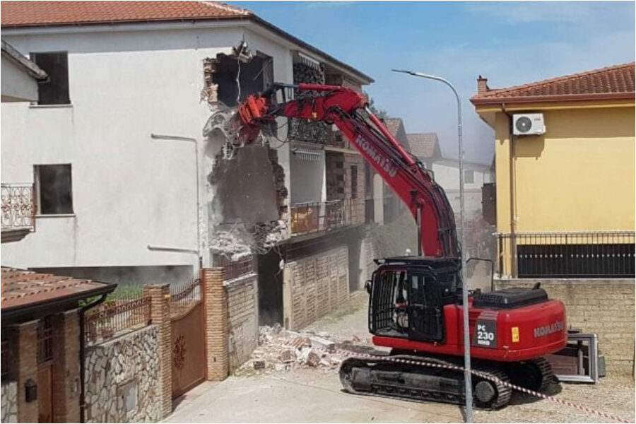 Politica inerte e tribunali lumaca: così lo Stato perde la sua credibilità