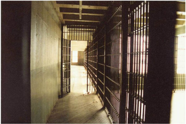 Guerra tra bande a Poggioreale? No sono solo dei disperati