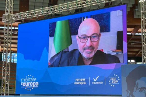 Nucleare, da Cingolani apertura che imbarazza i 5 Stelle: “Folle non considerarlo, ambientalisti radical chic peggio della catastrofe climatica”