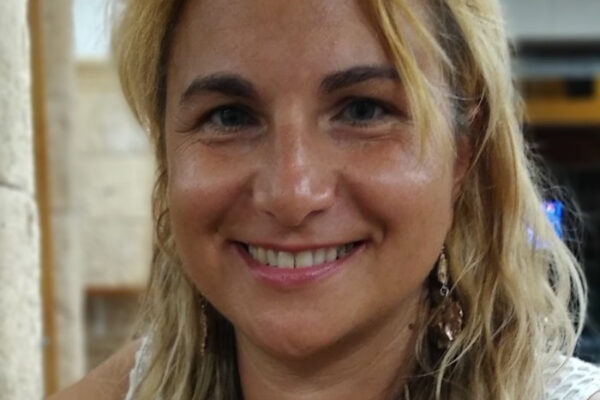 Il dramma di Sabrina Pattarello: maestra No Vax e negazionista intubata: “Lotta per la vita”