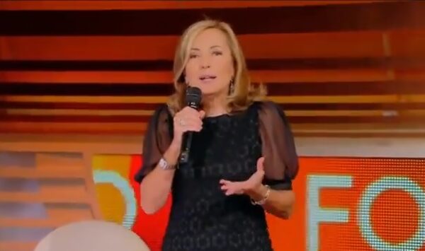 Barbara Palombelli si scusa per le frasi sui femminicidi: “Ho sbagliato ma l’odio scatenato contro di me preoccupa”