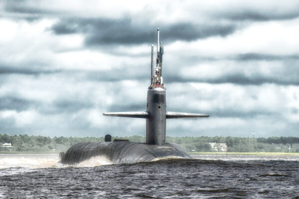 Siluro di Canberra a Parigi, cosa c’è dietro il voltafaccia sui mezzi da guerra tolti alla Francia e affidati agli USA