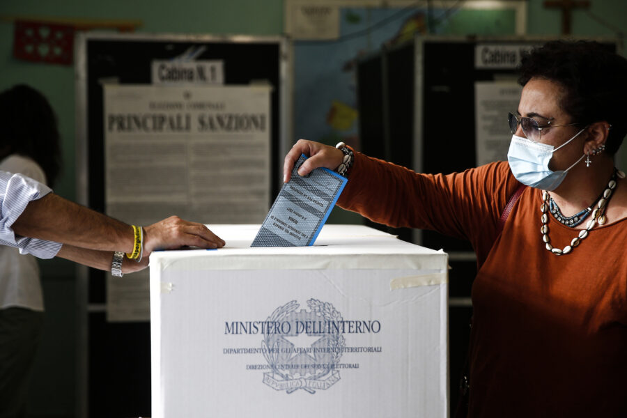Affluenza alle urne, il dato delle elezioni: il voto alle comunali, suppletive, regionali