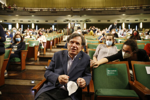 Foto Cecilia Fabiano/ LaPresse 
05 Ottobre   2021 Roma (Italia)
Cronaca:
Premio Nobel al professor GiorgioParisi 
Nella Foto : il professor Giorgio Parisi all’universita la Sapienza 

Photo Cecilia Fabiano/ LaPresse
October 05, 2021  Rome (Italy) 
News  :  
Nobel Prize to  professor Giorgio Parisi 
In the Pic : Giorgio Parisi at Sapienza university