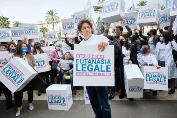 Referendum eutanasia, raggiunte più di 1 milione di firme