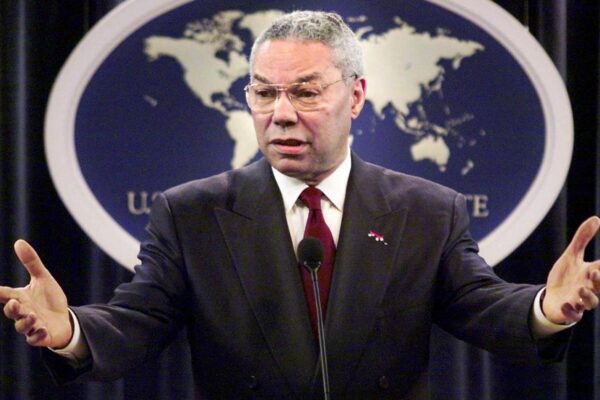 Chi era Colin Powell, soldato perfetto che stregò Reagan e Clinton