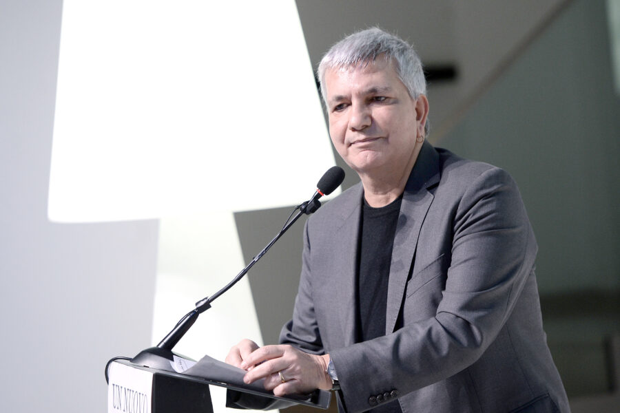Intervista a Nichi Vendola: “Va rimessa in circolo l’idea politica della speranza per riacchiappare il popolo smarrito”