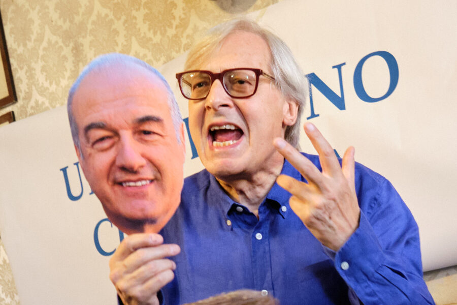 Una poltrona per Sgarbi, assessore a Tor Bella Monaca: “Mostre e un teatro diretto da Moni Ovadia”