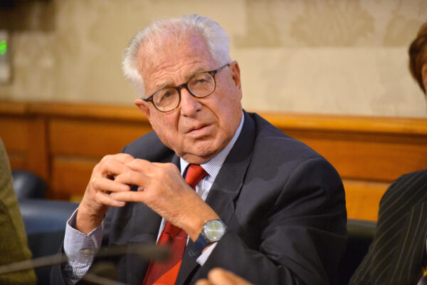 Intervista a Massimo Livi Bacci: “G20 folkloristico, tutti vicini nelle foto ma distanti sui grandi temi” Intervista a Massimo Livi Bacci: “G20 folkloristico, tutti vicini nelle foto ma distanti sui grandi temi”