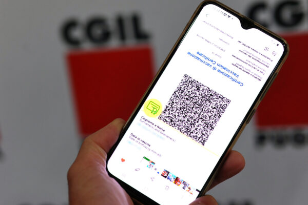 Zero risorse e personale: il Green pass mette a nudo i limiti della Pa campana