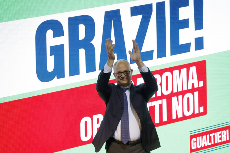 Gualtieri entra in Campidoglio, l’ex sindaco Rutelli: “Roma va ripulita, i soldi ci sono”