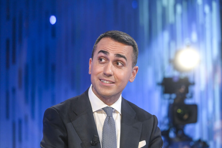 Soldi al M5S, Di Maio non chiarisce dove sono finiti i 3,5 milioni di dollari venezuelani