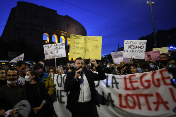 Centrosinistra a pezzi, è guerra dopo il no al Ddl Zan