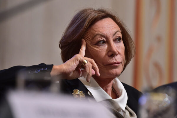 Intervista a Emma Fattorini: “Calenda piace perché c’è voglia di una politica che sa decidere” Intervista a Emma Fattorini: “Calenda piace perché c’è voglia di una politica che sa decidere”