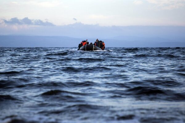 Nuovo naufragio in Libia: 28 corpi di migranti trovati su una spiaggia