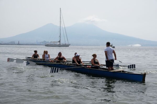 Nautilus al Trofeo del Mare: l’8 yole rema per il benessere