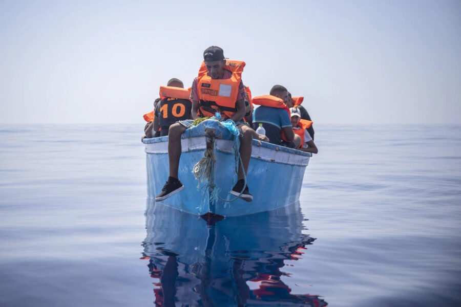 Migranti lasciati per ultimi, l’emergenza nazionale che non interessa a nessun partito
