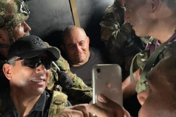 Catturato ‘Otoniel’, blitz nella giungla per arrestare il narcos “secondo solo a Pablo Escobar”