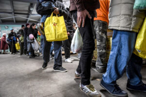 I nuovi poveri un esercito invisibile alla politica