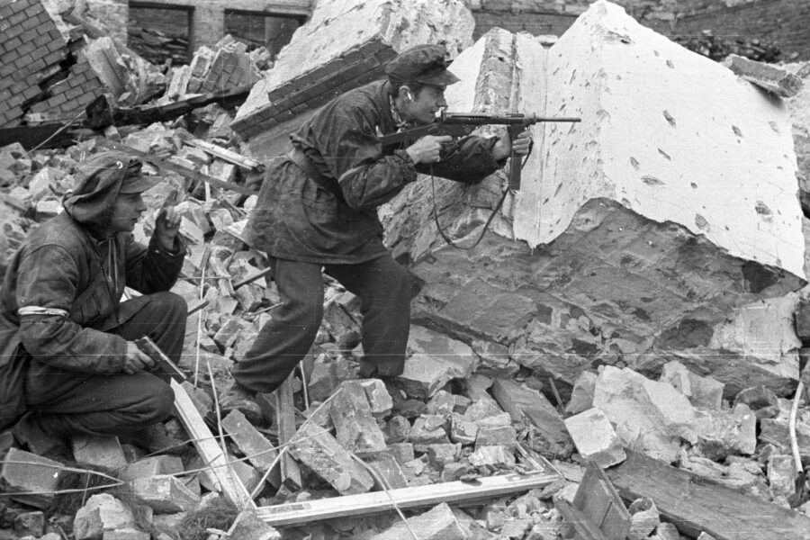 Così Varsavia fu rasa al suolo nel 1944, l’orrore della capitale della Polonia