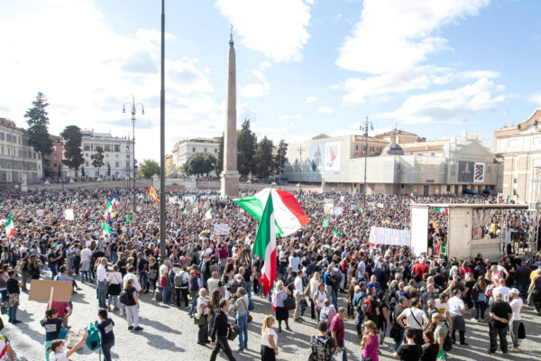 Vaccino e eutanasia, il mio corpo è mio: fermiamoci a riflettere
