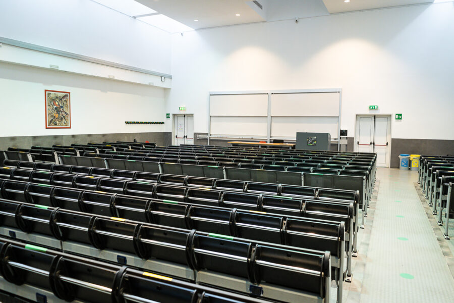 L’UNIVERSITA’ DI MILANO BICOCCA DEDICA UN’AULA A GIULIO REGENI. AULA 1 EDIFICIO U9