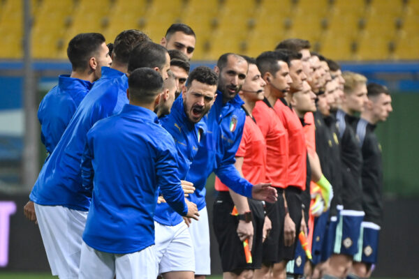 Foto Massimo Paolone/LaPresse 
25 marzo 2021 Parma, Italia 
sport calcio 
Italia vs Irlanda del Nord – Qualificazioni Europee Coppa del Mondo FIFA Qatar 2022 – Stadio Ennio Tardini
Nella foto: schieramento squadre, inizio gara 

Photo Massimo Paolone/LaPresse 
March 25, 2021 Parma, Italy 
sport soccer 
Italy vs Northern Ireland – European Qualifiers Fifa World Cup Qatar 2022 – Ennio Tardini stadium
In the pic: line up