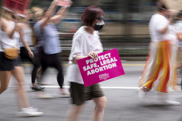 Abortire nell’Italia degli obiettori, il romanzo di Orsola Severini