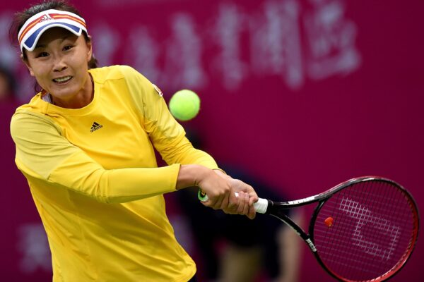Scomparsa la tennista cinese Peng Shuai, aveva accusato di violenza sessuale l’ex vice premier