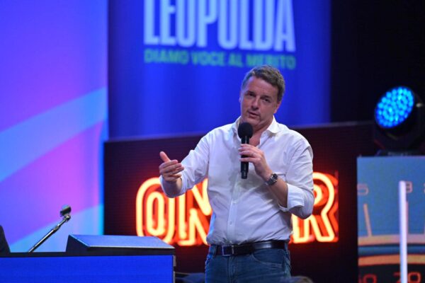 Leopolda, occhi puntati sulla giustizia: “Grazie Renzi per la ministra Cartabia”