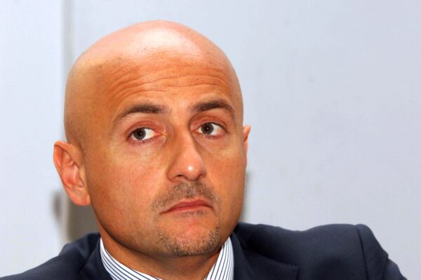 Intervista a Ernesto Albanese: “Iniziamo a gestire il Comune come un’azienda di servizi”