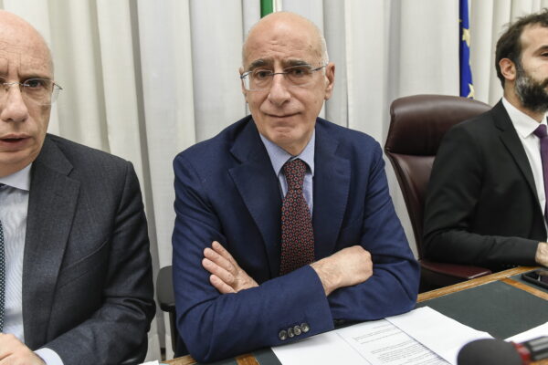 Procura di Roma, rinviata la nomina: ecco come stanno provando a salvare Prestipino ‘l’abusivo’