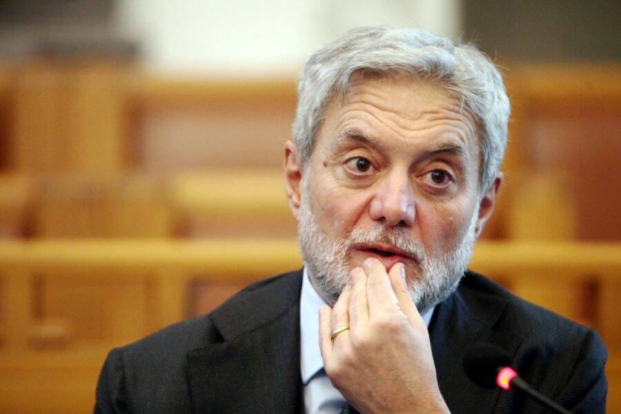 Il monito di Melillo: banalizzare la camorra deresponsabilizza la politica