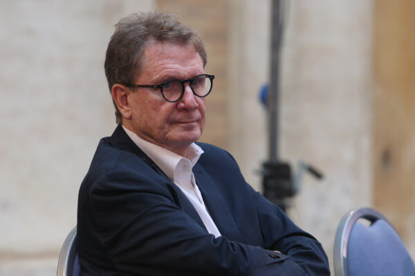 Intervista a Lucio Caracciolo: “Il G20 di Roma? Una commedia dell’assurdo” Intervista a Lucio Caracciolo: “Il G20 di Roma? Una commedia dell’assurdo”