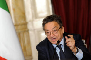 Chi era Gianni De Michelis, visionario oltremisura ma concreto