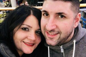 Incinta e positiva al Covid, Alessandra muore dopo il parto di due gemellini: “Mamma e moglie perfetta”