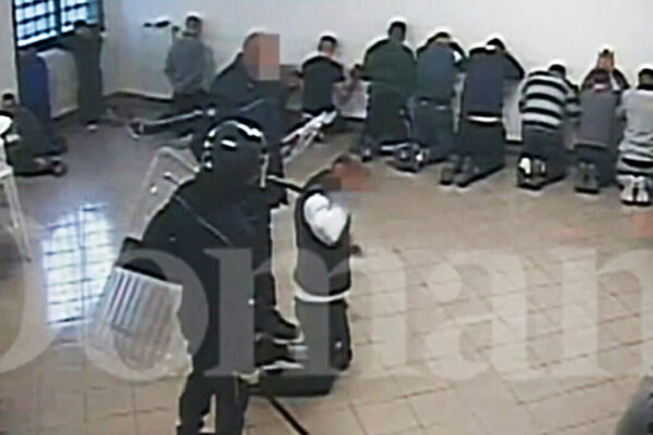 Mattanza in carcere, tra i 105 rinvii a giudizio anche l’ex provveditore Fullone