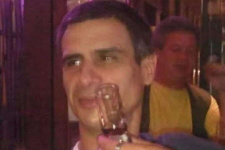 Ucciso in auto, ‘sfuma’ la pista dello stalker per la morte di Massimo Melis: “Nessuno mi dava fastidio”, dice l’amica