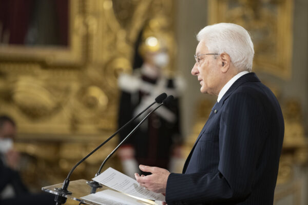 Mattarella bacchetta i magistrati: “Riforma del Csm non più rinviabile, basta protagonismo”