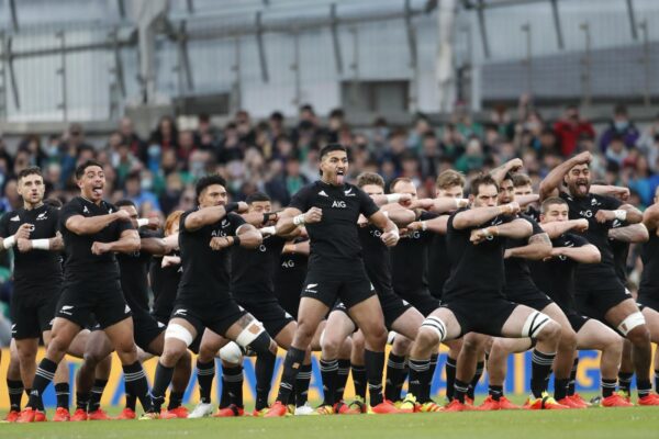 Haka vietata ai no-vax, la tribù Maori contro la strumentalizzazione del celebre rituale Haka vietata ai no-vax, la tribù Maori contro la strumentalizzazione del celebre rituale