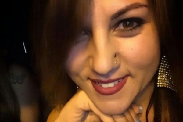 Muore dopo il parto, sei medici indagati per la tragedia di Sara Castigliola: ‘gara di solidarietà’ per la figlia