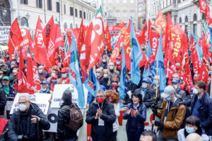 Cgil e Uil: sciopero generale contro la manovra di Draghi Cgil e Uil: sciopero generale contro la manovra di Draghi