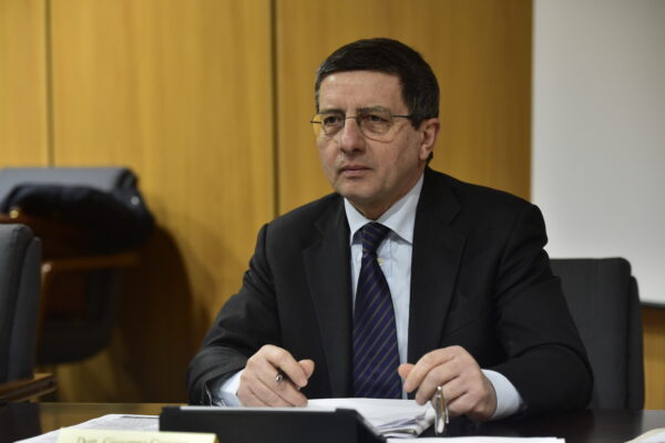 Csm femminista con le afghane, talebano con le italiane: le molestie di Creazzo “un fatto privato…” Csm femminista con le afghane, talebano con le italiane: le molestie di Creazzo “un fatto privato…”