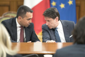 Nessuna illusione, i grillini restano aggrappati al sogno populista