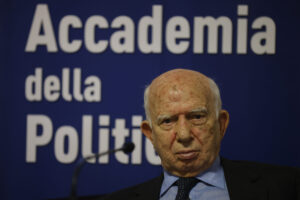 Nasce il partito popolare, liberale e riformista. Pomicino: “È l’unico con un’identità precisa” Nasce il partito popolare, liberale e riformista. Pomicino: “È l’unico con un’identità precisa”