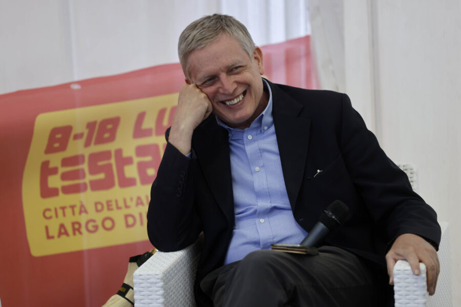 Intervista a Gianni Cuperlo: “In questo tempo senza alternative la sinistra deve dare il cattivo esempio”