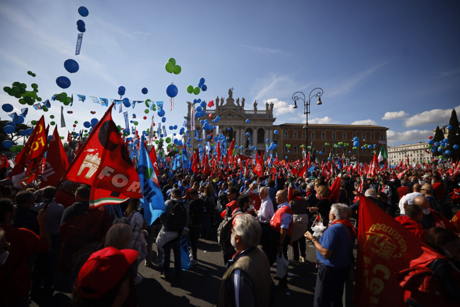Sciopero giusto, salari da fame e l’80% del Pnrr alle imprese: sacrosanto protestare