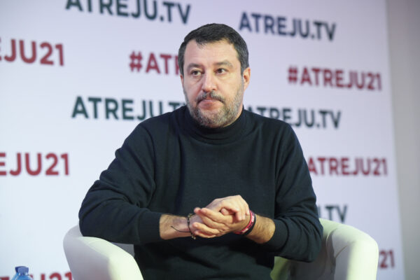 Salvini cerca consensi ad Atreju, ma non fa breccia nel popolo di FdI Salvini cerca consensi ad Atreju, ma non fa breccia nel popolo di FdI