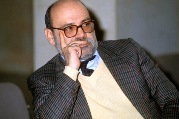 Italo Ghitti, l’unico gip di Mani Pulite: svelato il trucco del pool per sceglierselo Italo Ghitti, l’unico gip di Mani Pulite: svelato il trucco del pool per sceglierselo